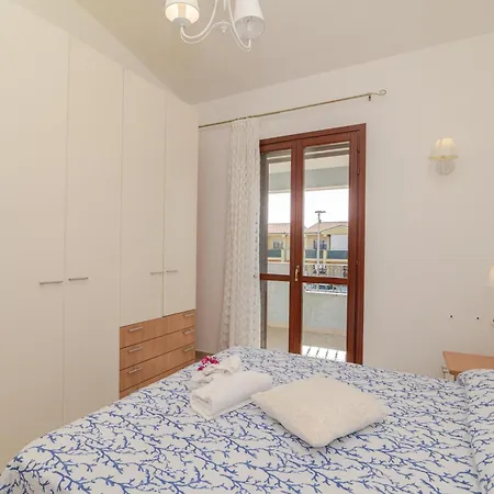 A Schiera Pesaro House Apartment *