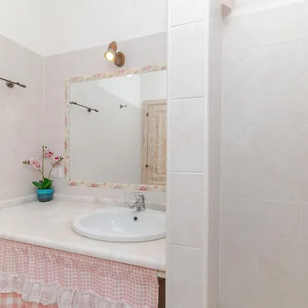 A Schiera Pesaro House *